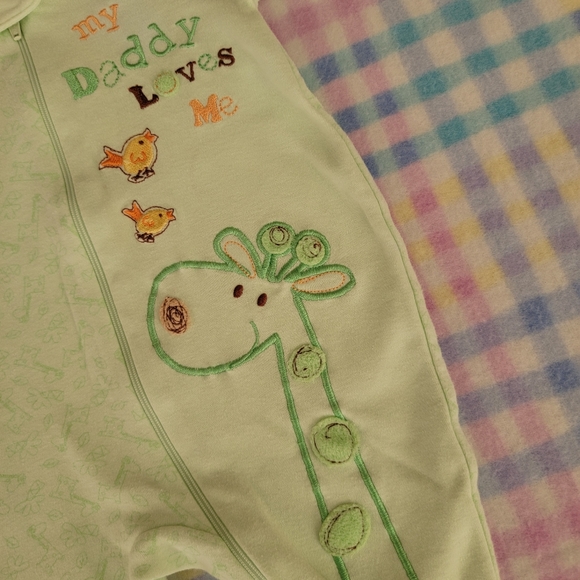 JUST BORN ♡ Green|Brown Giraffe Birdies MY DADDY LOVES ME Zip Footie Outfit 0-3M - Picture 7 of 15